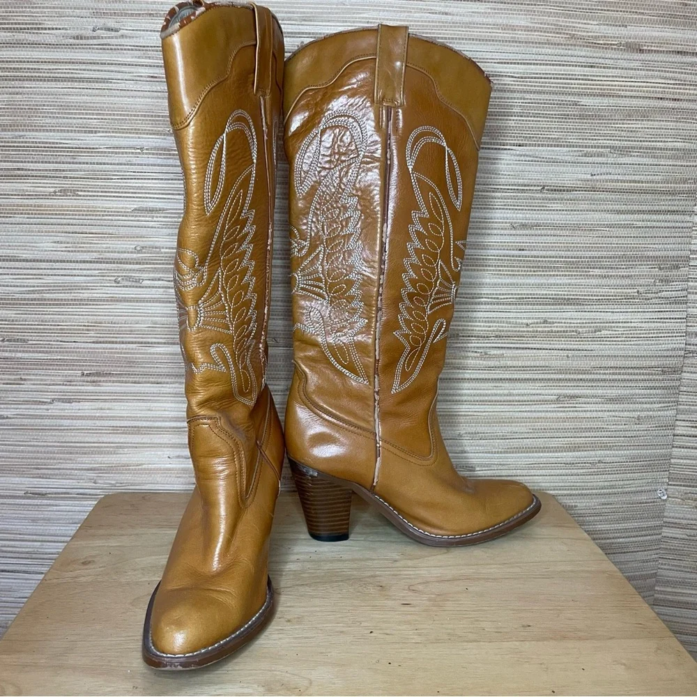 Jeffrey Campbell Frontier Boots - Picture 15 of 17
